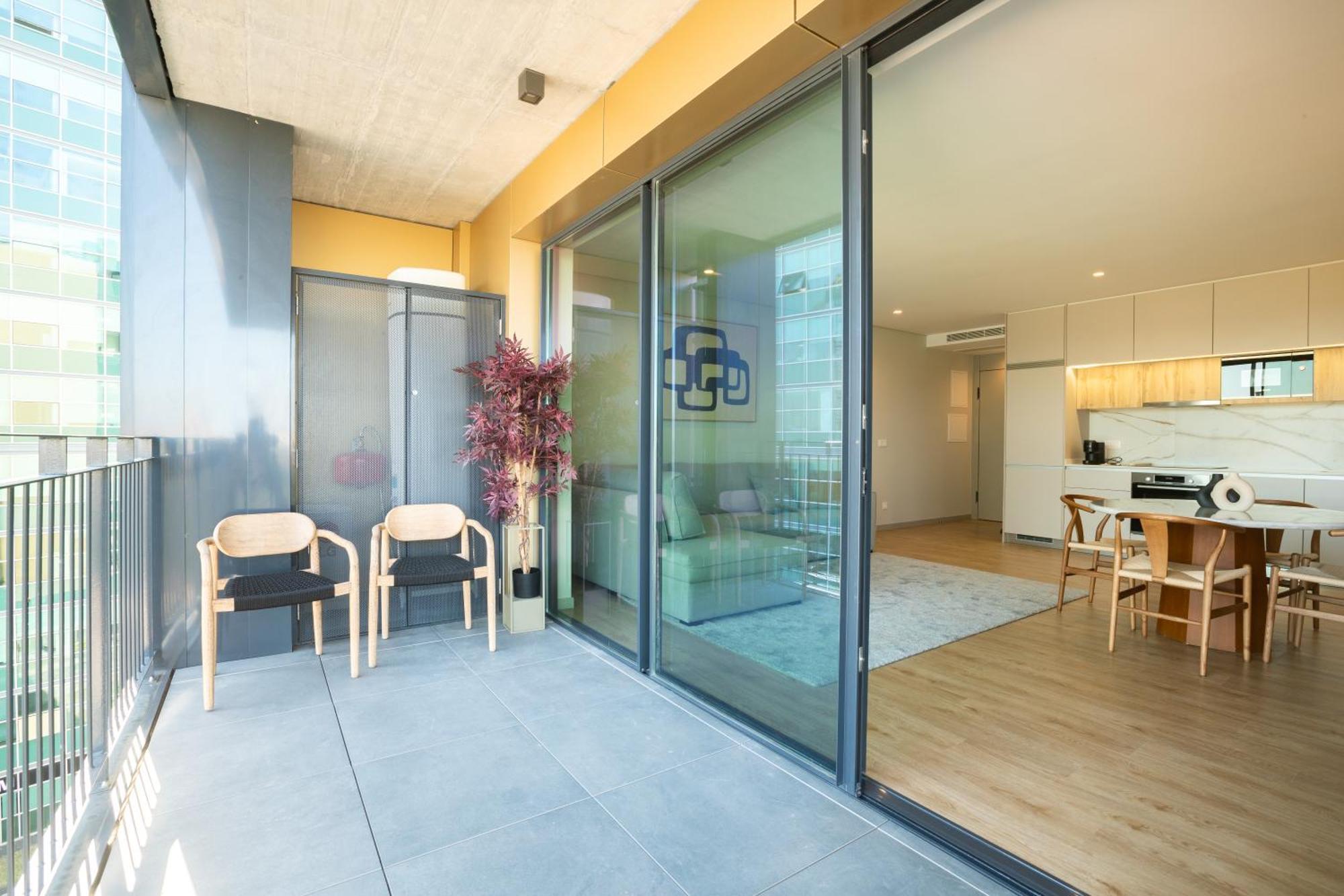 Brand New Luxurious Ap T2 - Amazing View- With Garage Apartment Vila Nova de Gaia Bagian luar foto